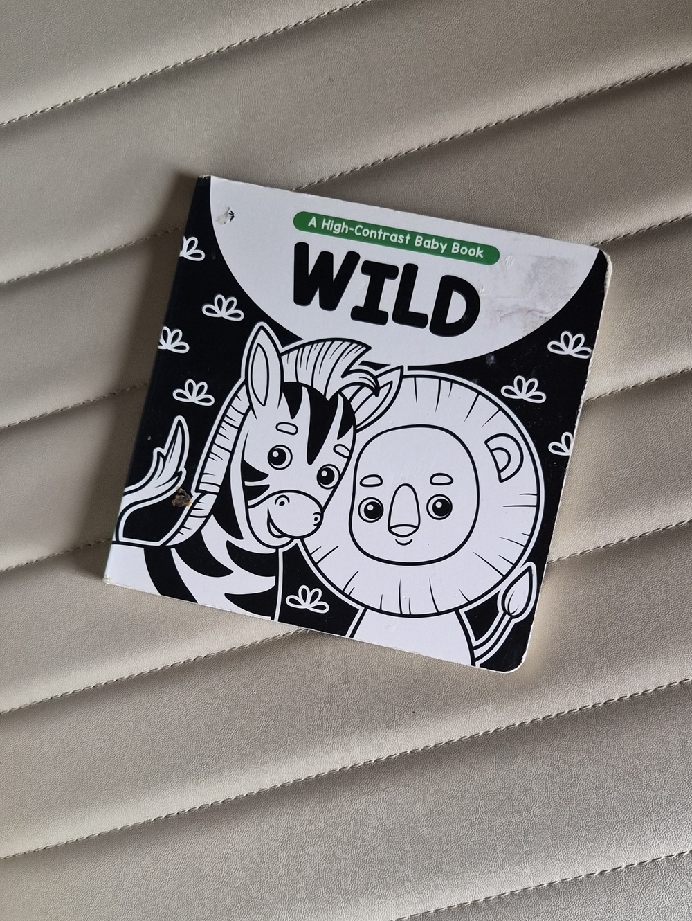 High-Contrast Baby Book - Black & White